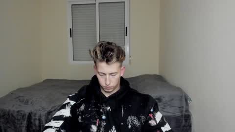 Oliver online show from 12/16/24, 08:37