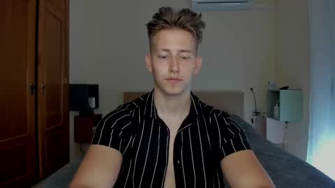 Oliver online show from 02/16/25, 04:42