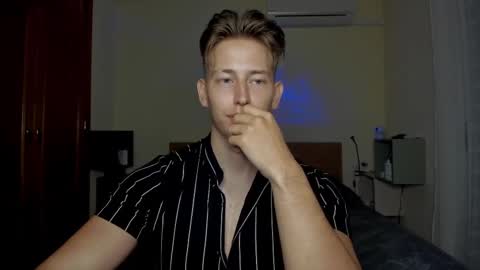 Oliver online show from 02/16/25, 07:49