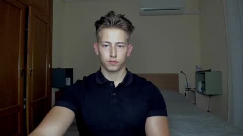 Oliver online show from 02/21/25, 10:15