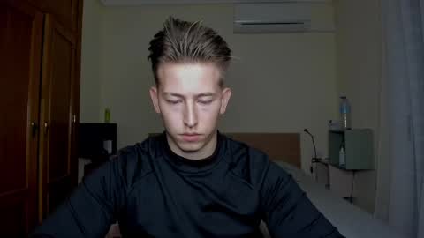 Oliver online show from 02/24/25, 05:53