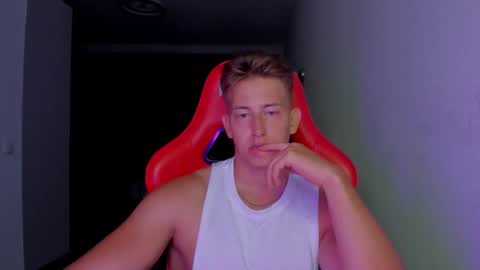 Oliver online show from 11/10/25, 09:58