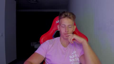 Oliver online show from 11/14/25, 12:20