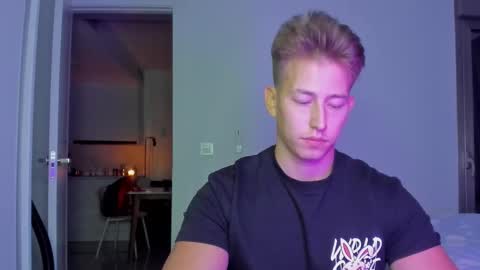 Oliver online show from 12/19/25, 08:27