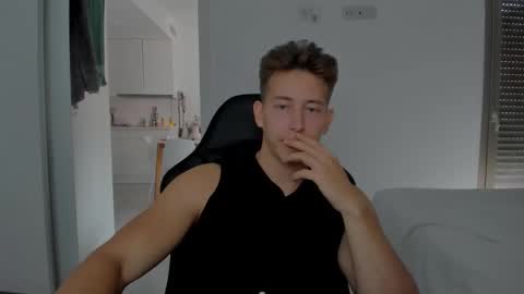 Oliver online show from 03/12/26, 03:29