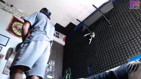 Gymbro42 online show from 05/26/26, 03:19