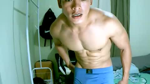 Snapshot of gymnasmenos chatting on 03/12/26, 09:59 AJ online show from 03/12/26, 09:59