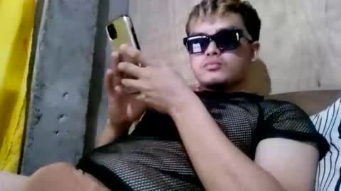 gymsin_borte online show from 04/22/26, 09:33