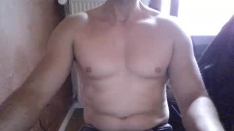 Snapshot of gymxxx_ chatting on 04/04/26, 10:13 gymxxx_ online show from 04/04/26, 10:13