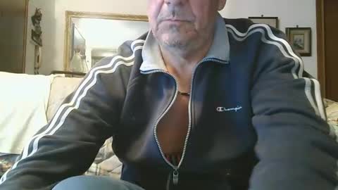 Snapshot of gyrdy chatting on 02/09/25, 05:22 gyrdy online show from 02/09/25, 05:22