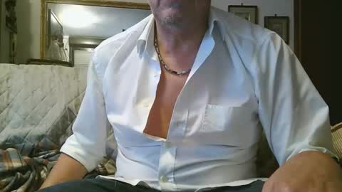 Snapshot of gyrdy chatting on 02/19/25, 06:10 gyrdy online show from 02/19/25, 06:10