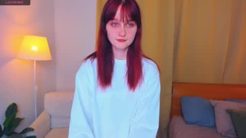 Snapshot of h0lyangel chatting on 10/17/25, 07:27 Kelly Lilly online show from 10/17/25, 07:27