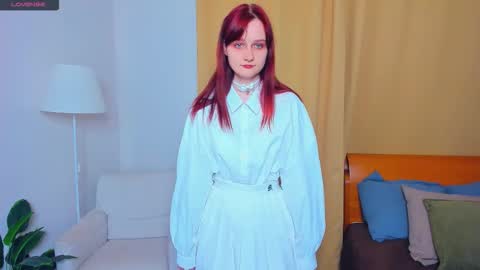 Snapshot of h0lyangel chatting on 10/24/25, 06:48 Kelly Lilly online show from 10/24/25, 06:48