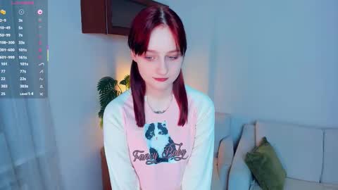 Snapshot of h0lyangel chatting on 12/17/25, 06:58 Kelly Lilly online show from 12/17/25, 06:58