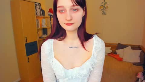 Kelly  Lilly online show from 03/07/26, 07:11