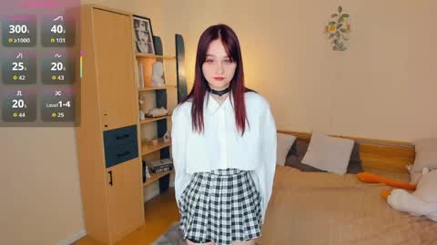 Kelly  Lilly online show from 04/05/26, 07:11