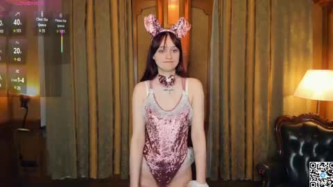 Snapshot of h0lyangel chatting on 05/01/26, 08:13 Kelly Lilly online show from 05/01/26, 08:13