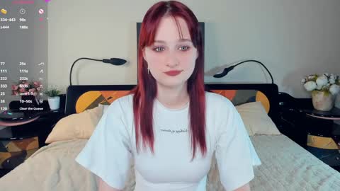 Snapshot of h0lyangel chatting on 05/29/26, 11:47 Kelly Lilly online show from 05/29/26, 11:47