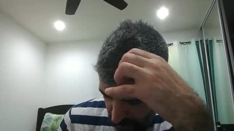 h0nest84 online show from 01/31/25, 06:57