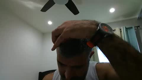 h0nest84 online show from 12/16/25, 08:36