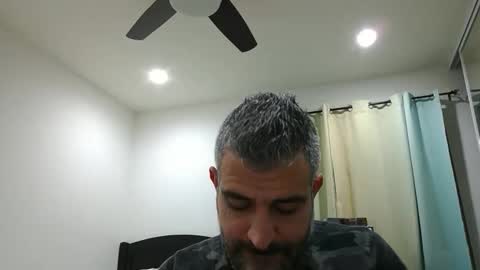 h0nest84 online show from 12/18/25, 07:03