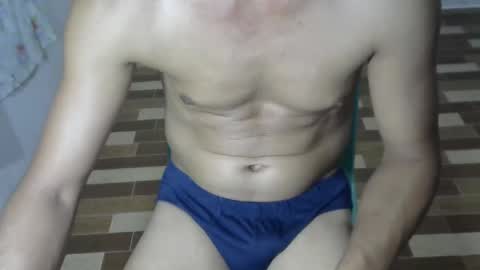 Snapshot of h0t2xh0ry chatting on 12/22/24, 12:05 Rue online show from 12/22/24, 12:05