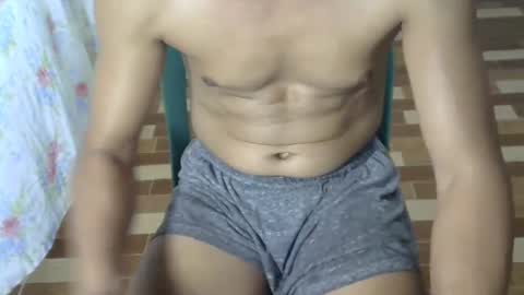 Snapshot of h0t2xh0ry chatting on 01/20/25, 02:43 Rue online show from 01/20/25, 02:43