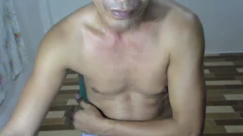 Snapshot of h0t2xh0ry chatting on 01/26/25, 03:14 Rue online show from 01/26/25, 03:14