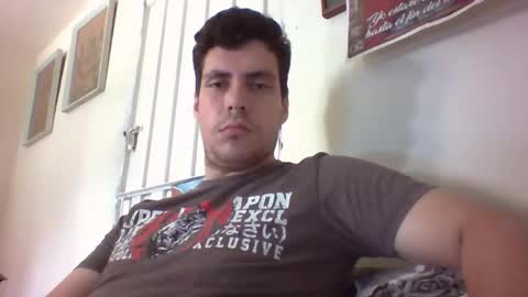 Snapshot of h0t__ chatting on 03/05/26, 05:09 J online show from 03/05/26, 05:09