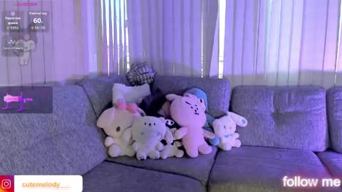 Snapshot of h3llokitty_ chatting on 05/10/26, 01:38 Hello Kitty online show from 05/10/26, 01:38