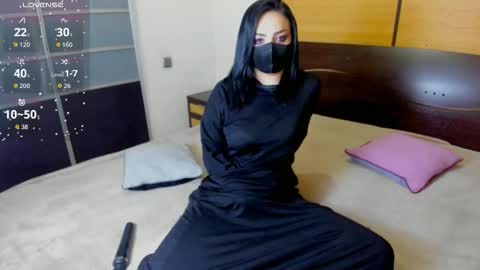 Linda online show from 10/01/25, 03:12