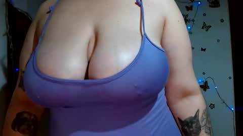 Snapshot of hada_dracanae chatting on 12/08/24, 02:18 Hada Dracanae online show from 12/08/24, 02:18