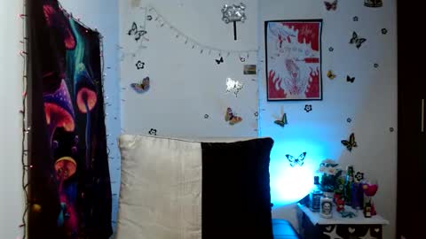 Snapshot of hada_dracanae chatting on 02/26/25, 03:42 Hada Dracanae online show from 02/26/25, 03:42