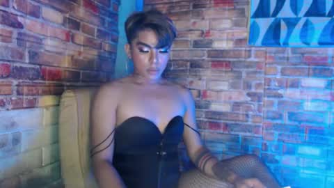 Snapshot of hadasam26 chatting on 12/30/24, 03:35 SAM online show from 12/30/24, 03:35