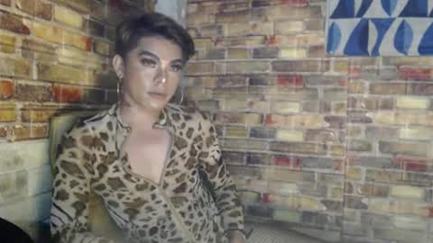 Snapshot of hadasam26 chatting on 01/12/25, 07:31 SAM online show from 01/12/25, 07:31