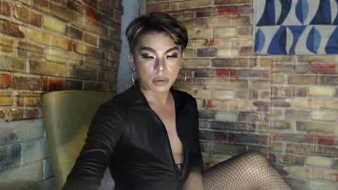 Snapshot of hadasam26 chatting on 01/15/25, 03:18 SAM online show from 01/15/25, 03:18