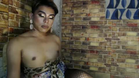 Snapshot of hadasam26 chatting on 02/17/25, 09:52 SAM online show from 02/17/25, 09:52