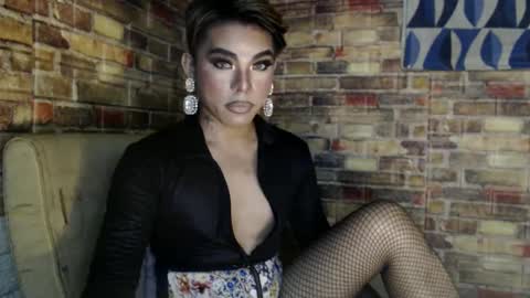 Snapshot of hadasam26 chatting on 02/25/25, 04:42 SAM online show from 02/25/25, 04:42