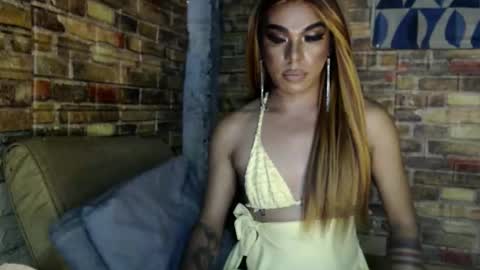 Snapshot of hadasam26 chatting on 09/12/25, 06:52 SAM online show from 09/12/25, 06:52