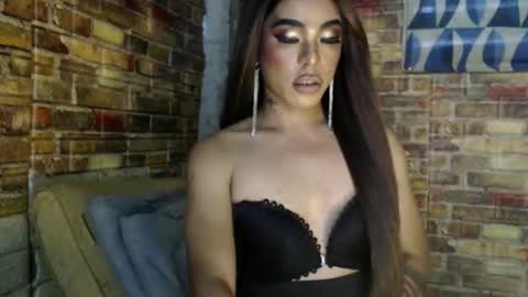 Snapshot of hadasam26 chatting on 09/26/25, 10:14 SAM online show from 09/26/25, 10:14