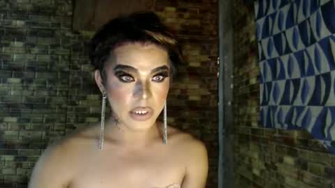 Snapshot of hadasam26 chatting on 11/02/25, 12:18 SAM online show from 11/02/25, 12:18