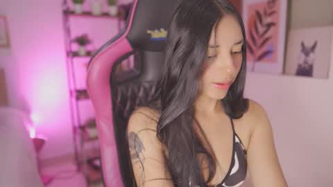 Hade online show from 01/06/26, 05:16