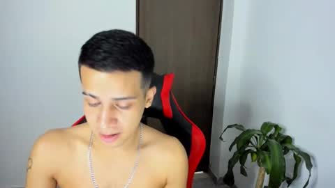 hades_horny_ online show from 04/15/26, 05:58