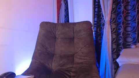 Snapshot of hadez_69 chatting on 05/12/26, 11:35 HADEZ online show from 05/12/26, 11:35