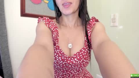 Hae-In online show from 01/27/25, 08:18