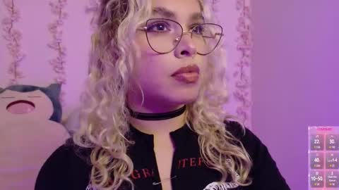 Haely online show from 03/26/26, 04:18