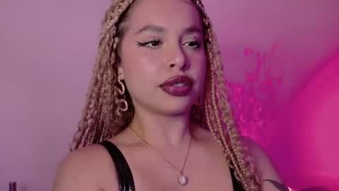 Haely online show from 07/07/26, 05:10