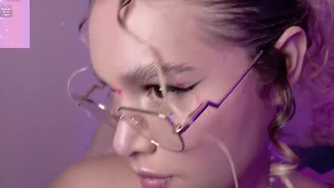 Haely online show from 07/19/26, 01:42