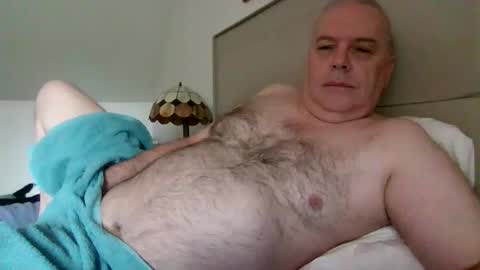 Snapshot of haggisstop chatting on 10/30/25, 12:17 haggisstop online show from 10/30/25, 12:17