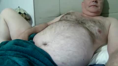 Snapshot of haggisstop chatting on 11/09/25, 11:03 haggisstop online show from 11/09/25, 11:03